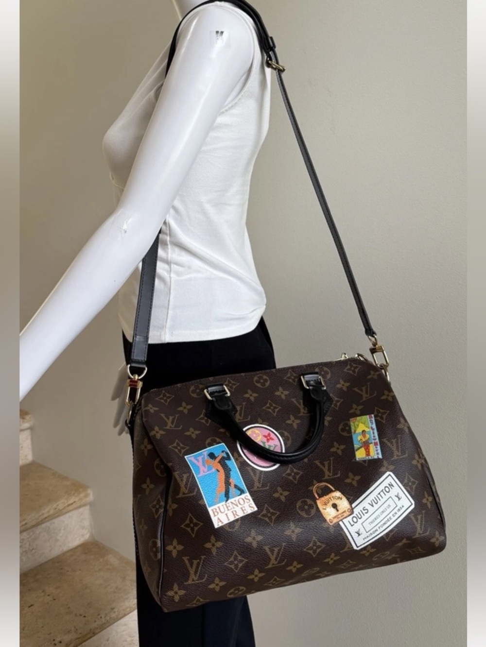 Louis Vuitton My World Tour Monogram Speedy Bandouliere 30 Canvas Bag Handbag - Picture 14 of 14